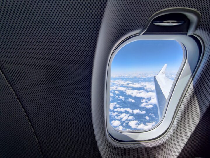 lėktuvo langas